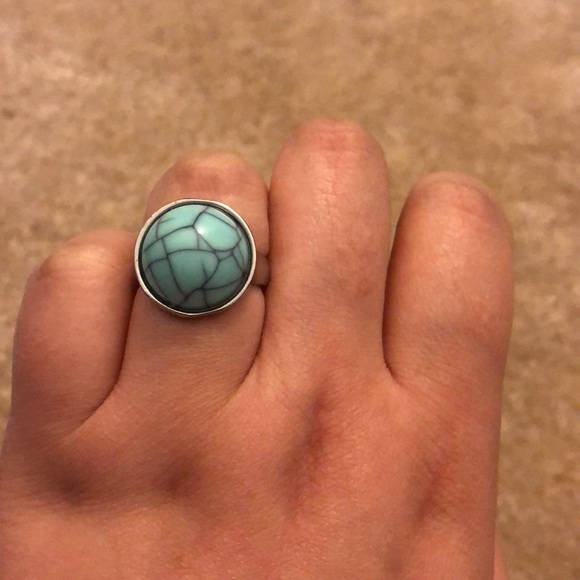 H&M Ring Size 8 Color Blue Silver - Picture 5 of 11